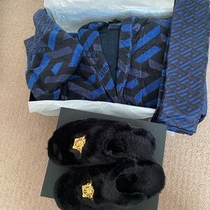 Versace  man bathrobe size xl and skippers size large